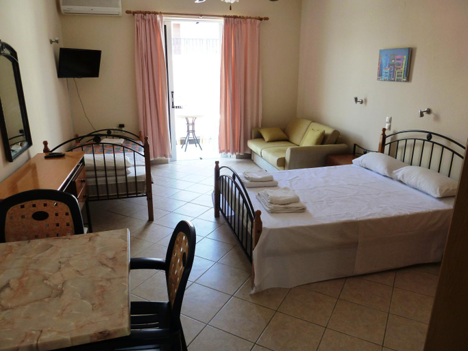 Others 3, Alykes Studio Rental, Ionian Islands
