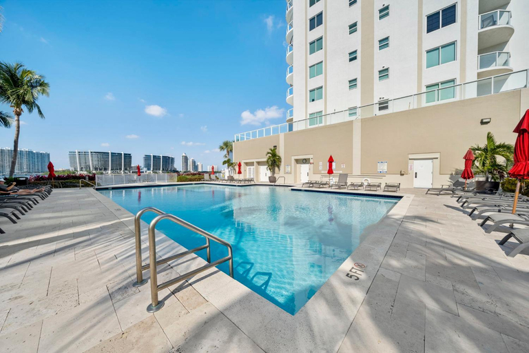 Sport & Beauty 4, Waterfront luxury new apartment, Miami-Dade