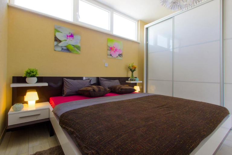 Bedroom 3, Villa Lotus Posedarje, Posedarje