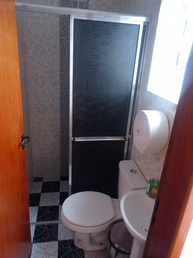 Bathroom 3, Hostel Aeroporto, Guarulhos