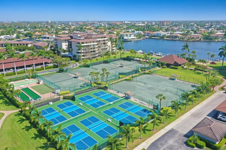 Exterior & Views 1, South Seas Tower 3-703, Collier