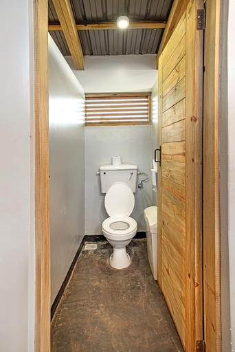 Bathroom 3, Adrift Overland Camp, Ntenjeru