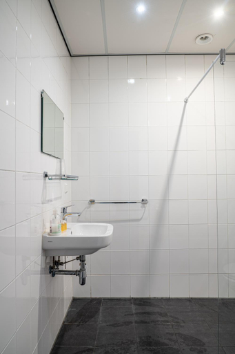 Bathroom 4, Hotel Kap City Centre, Amsterdam