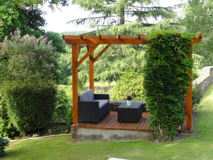 Others 5, Hotel des Voyageurs, Dordogne