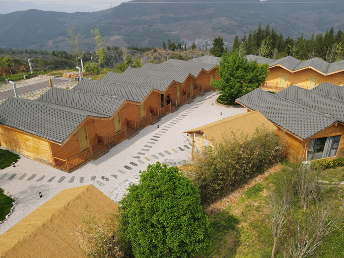 Exterior & Views 2, Z-Cliff Hotel, Qianxinan Buyei and Miao