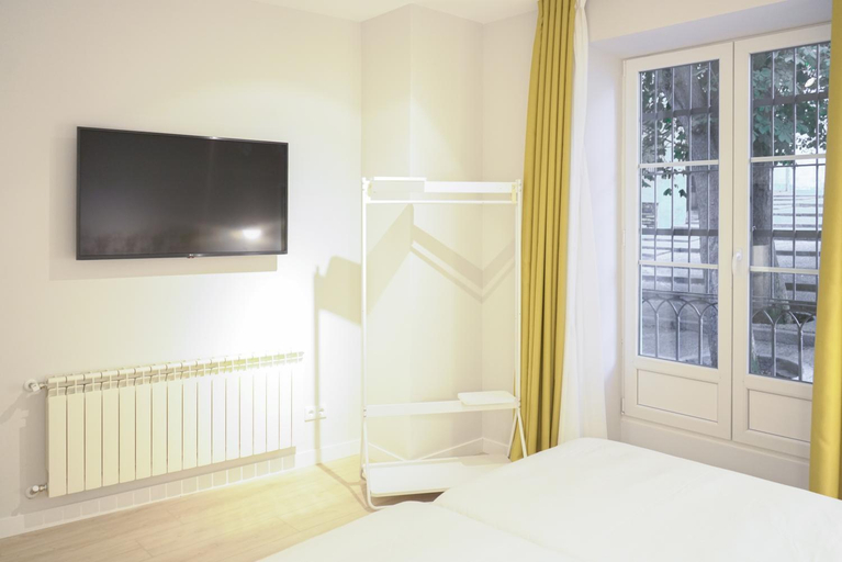 Bedroom 2, APARTAMENTOS LA FLORA BURGOS, Burgos