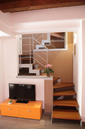 Others 3, Apartment Papyri, Palermo
