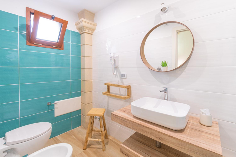Bathroom 2, La Botte, Lecce