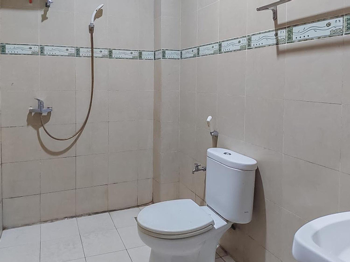 Bathroom 6
