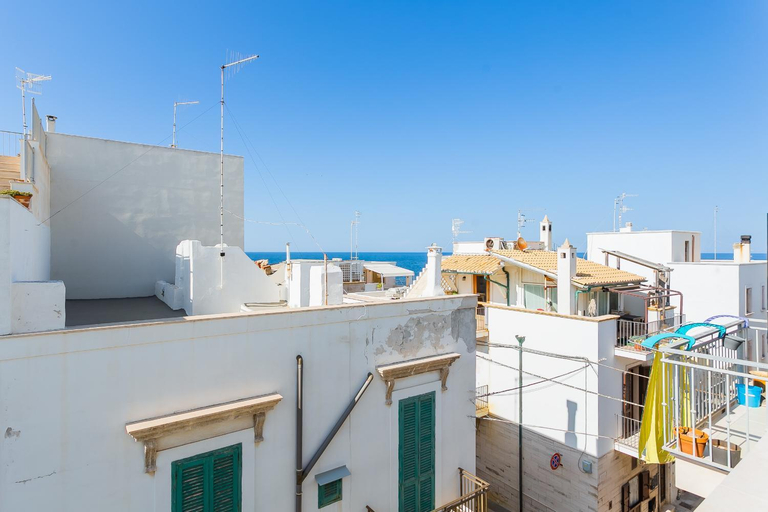Others 4, Dim's Apartments by Wonderful Italy, Bari