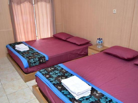 Panorama Beach Resort, Lebak