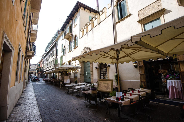 Italianflat - Arena di Verona Apartments, Verona