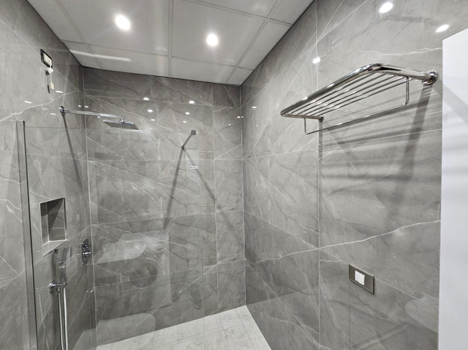 Bathroom 3, Sky Apartaments city center, Tiranës