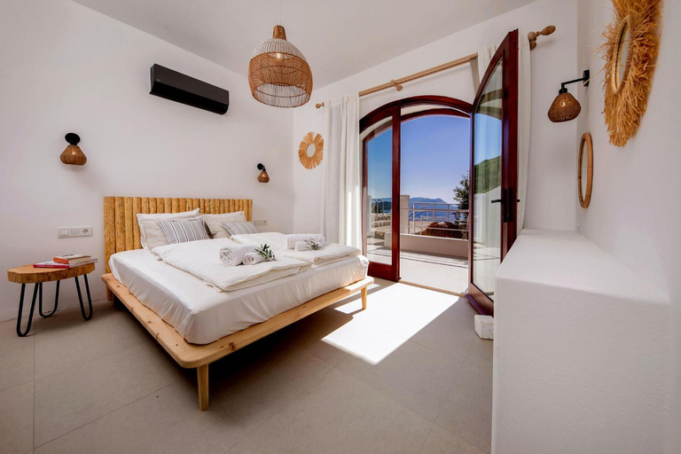 Bedroom 3, Kale Suites, heated pool in winter, adults only, Kaş