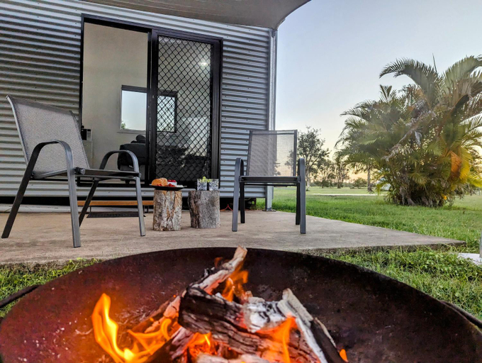 Others 1, Trinity Islands Holiday Park - Cabin Accommodation, Hervey Bay - Pt B