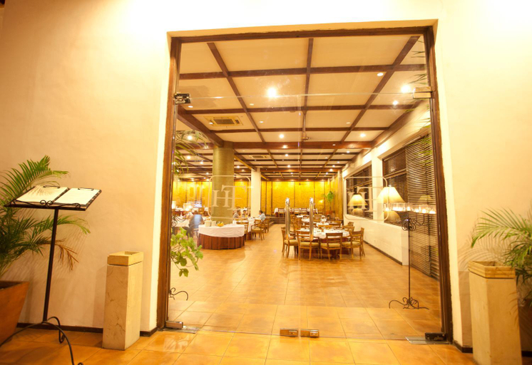 Food & Drinks 5, Hotel Timor, Dili Barat