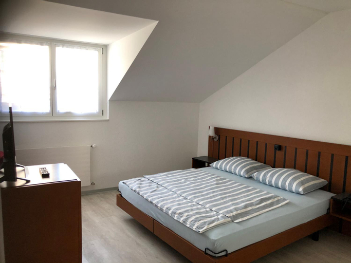 Bedroom 8