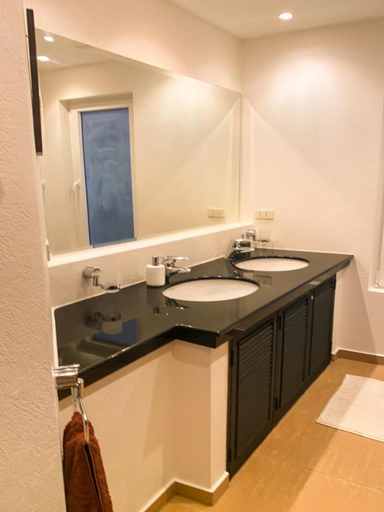 Bathroom 4, vitamin sea villas, Koh Chang