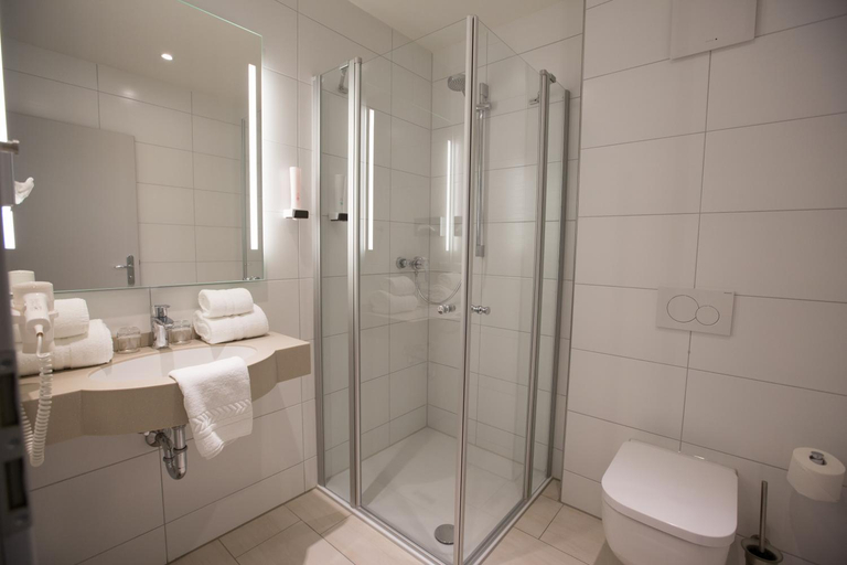 Bathroom 9