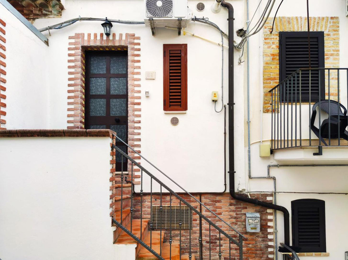 Others 4, Borgo Antico, Campobasso