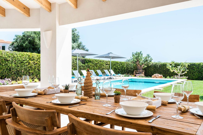 Food & Drinks, Villa Bini Mapa, Baleares