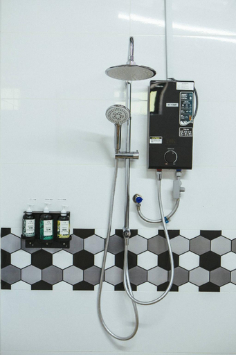 Bathroom 3, Looe Mansion @Pinjistation | 6B4B | 12pax, Kinta