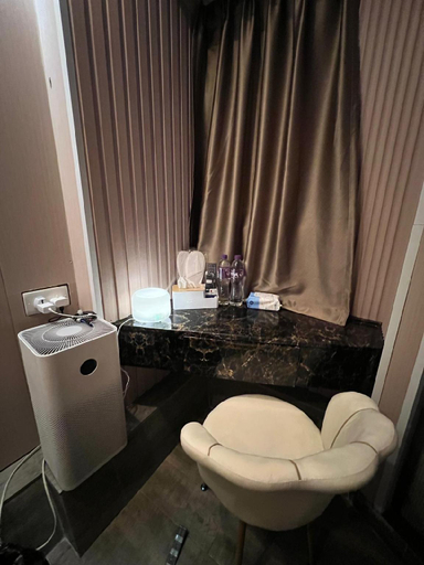 Bathroom 8