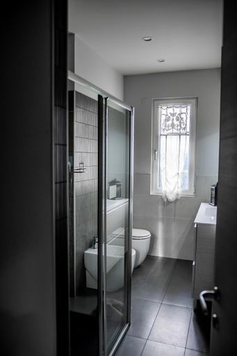 Others 5, Monte Moro Gavi B&B, Alessandria