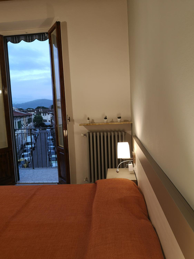 Others 2, Affittacamere Ramazzini, Florence