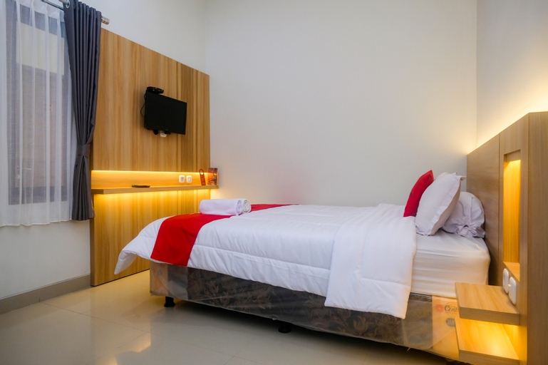 Bedroom 27