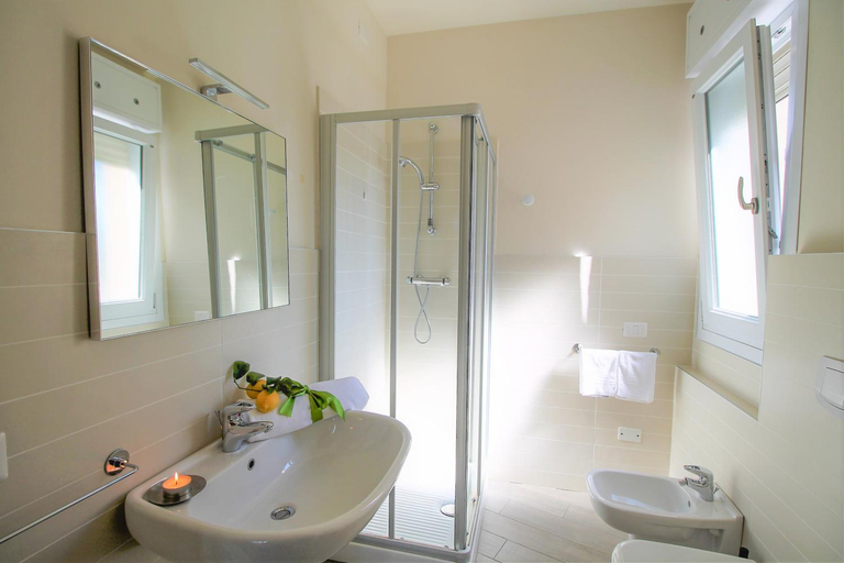 Bathroom 5
