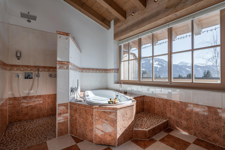 Bathroom 4