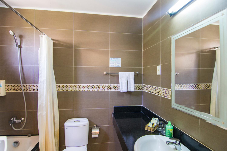 Bathroom 4, Huong Phong - Ho Coc Resort, Xuyên Mộc