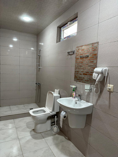 Bathroom 3, Martvili canyon cottage, Martvili