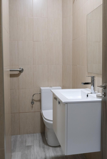 Bathroom 4, Hostal Tartessos, Valencia