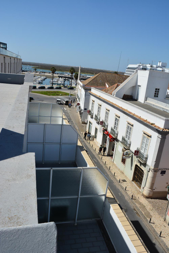 Others 2, Residencial A Doca, Faro
