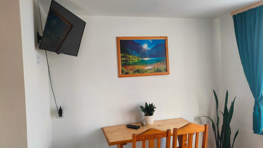 Others 5, Pokoje Na Brzegu, Nowy Targ