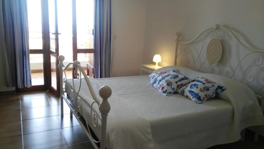 Bedroom 2, Appartamenti in Villa Nicanda, Cagliari
