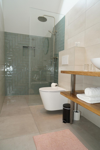Others 3, B&B de Smale, Borculo