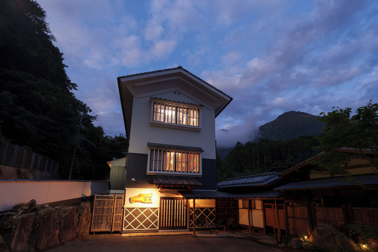Yufuin Geihinkan Kura, Yufu
