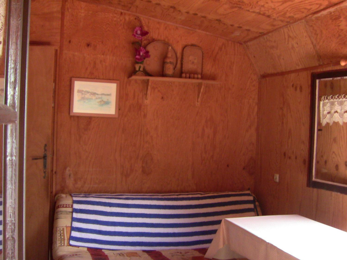 Bedroom, DISCRET, APAISANT, CALME entre MER et MONTAGNE, THERMALISME, Haute-Corse