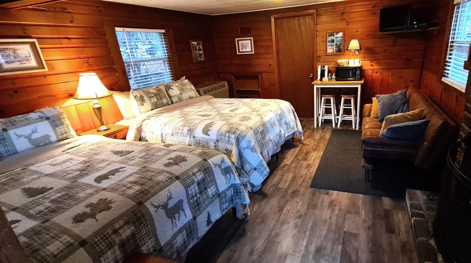 Bedroom 2, The Wilderness Inn: Chalets, Essex
