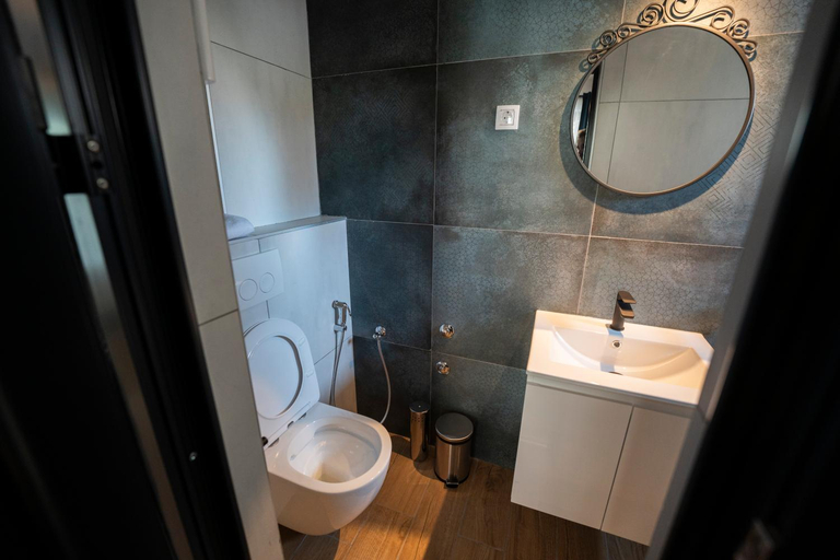 Bathroom 4, Cozy Nook B&B - Free Private Parking, Novi Sad