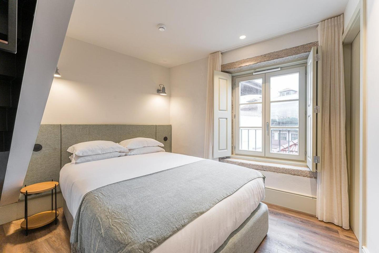 Others 5, GuestReady - Mercadores 150, Porto