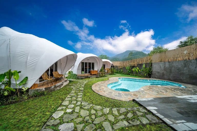 Swimming Pool 1