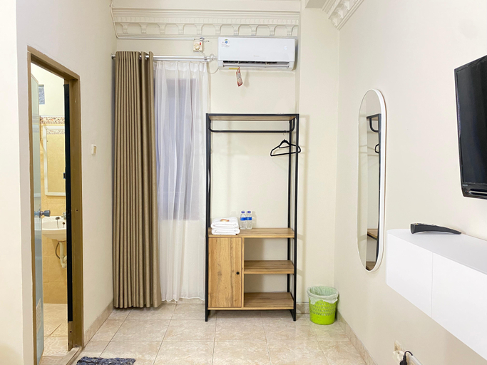 Bathroom 4, New Wijaya Hotel, Sleman