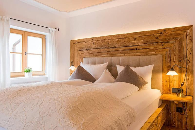 Bedroom 2, Seehotel Malerwinkel, Miesbach