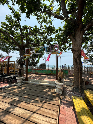 Others 4, Generosa Beach Club, Bauang