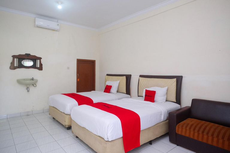 Bedroom 16