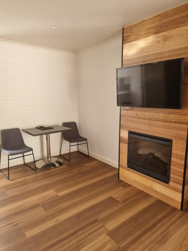 Others 5, The Rocks Apartments, N. Grampians - Stawell